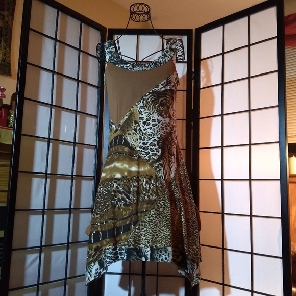 32A. Méchant Geometric Patchwork Dress - Picture 1 of 17